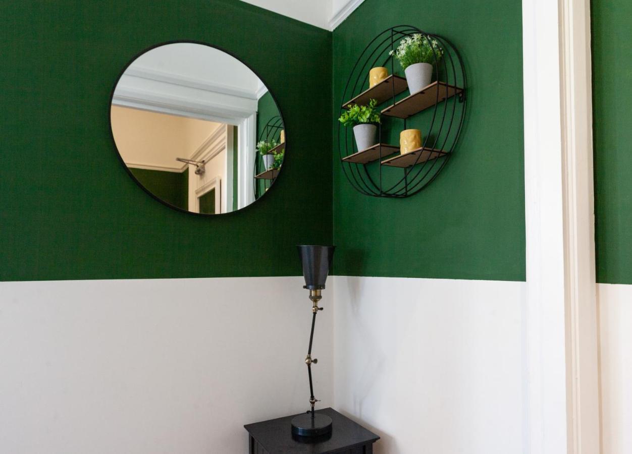 Hove Seaside Getaway Apartments Bagian luar foto