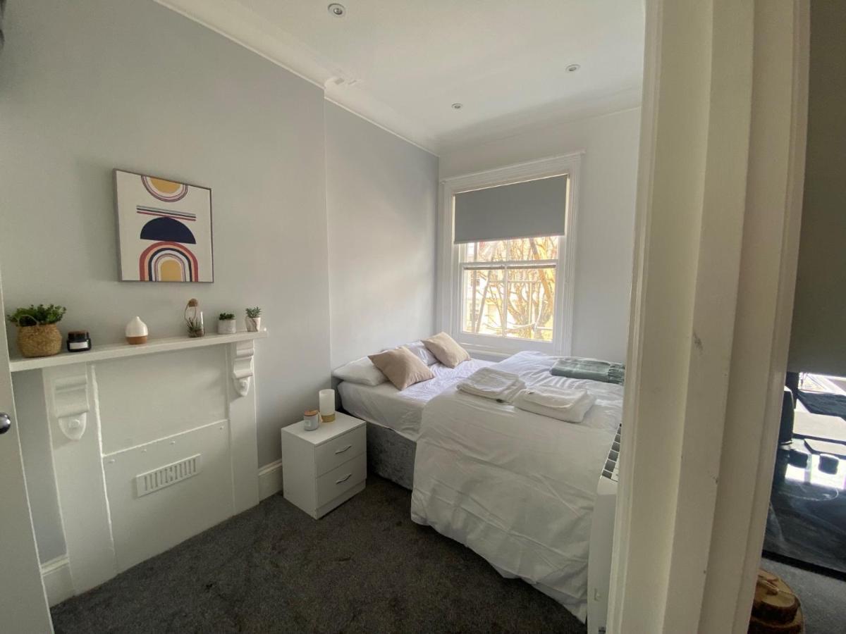 Hove Seaside Getaway Apartments Bagian luar foto