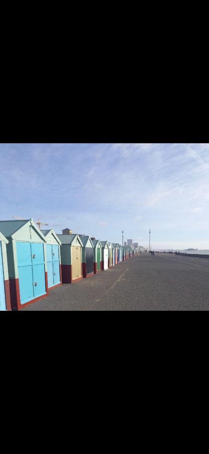 Hove Seaside Getaway Apartments Ruang foto